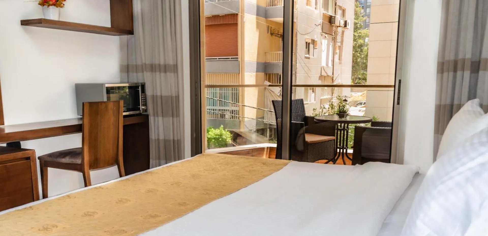 Aparthotel Britannia Suites Beirut
