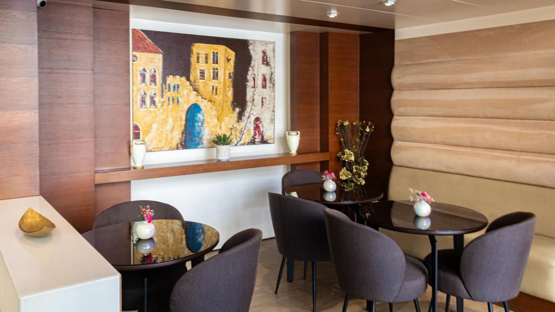 Britannia Suites Beirut Lebanon