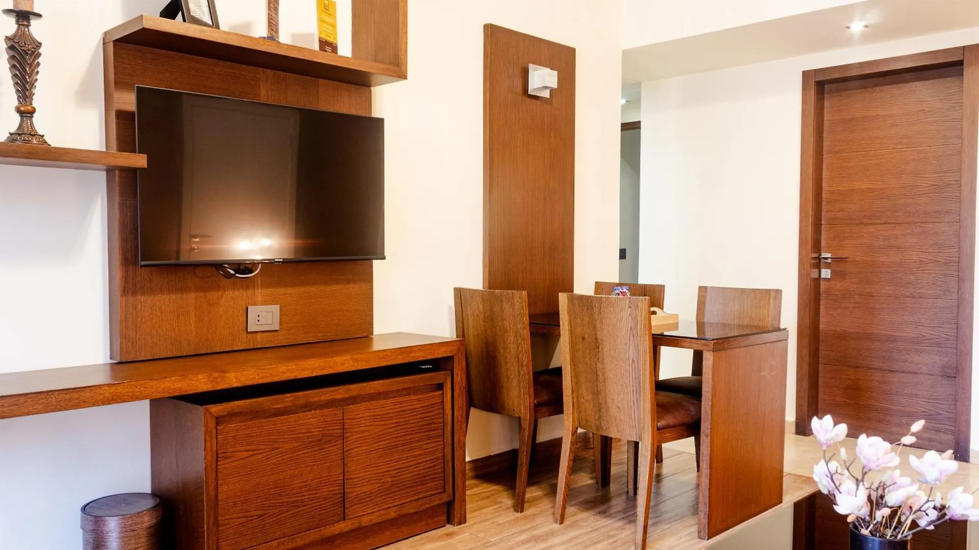 Britannia Suites Beirut Aparthotel
